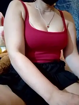Snapshot of Mi-Naney chatting on 2, 7, 2026 Mi-Naney online show from 2, 7, 2026