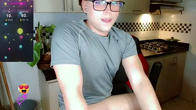 Snapshot of asmodeosexx chatting on 31, 3, 2026 asmodeosexx online show from 31, 3, 2026