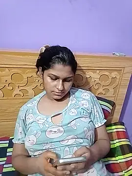 Jerin Couple61 online show from 4, 6, 2026
