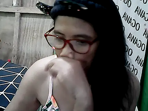 PinayZaira online show from 17, 4, 2026