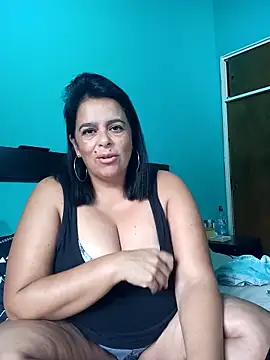 Snapshot of lucianamorocha chatting on 16, 4, 2026 lucianamorocha online show from 16, 4, 2026