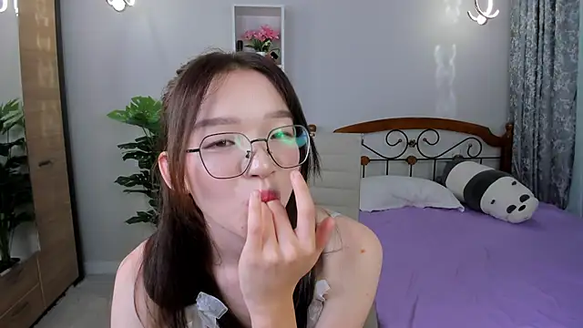syuri sun online show from 30, 6, 2026