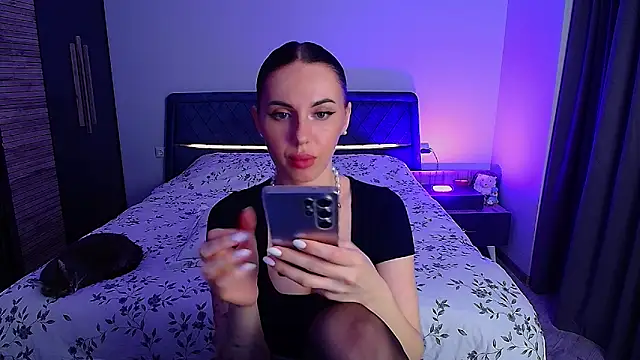 Sour Berry  online show from 23, 4, 2026