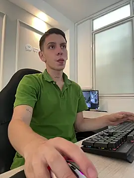 Snapshot of Liam_Fiire chatting on 16, 4, 2026 Liam Fiire online show from 16, 4, 2026