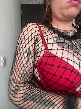 Snapshot of MartinaLorenss chatting on 7, 5, 2026 MartinaLorenss online show from 7, 5, 2026