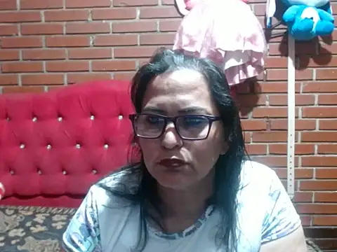 kristalmarelyn online show from 31, 5, 2026