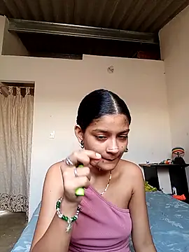 Snapshot of Lyra_Siren chatting on 9, 4, 2026 Lyra Siren online show from 9, 4, 2026