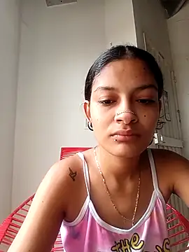 Snapshot of Lyra_Siren chatting on 16, 4, 2026 Lyra Siren online show from 16, 4, 2026