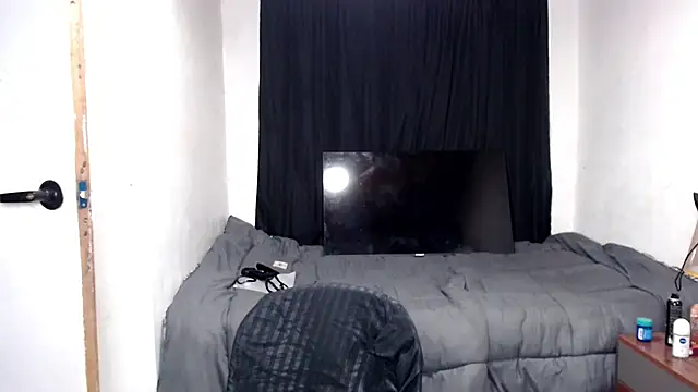 hikarilust23xx online show from 8, 4, 2026