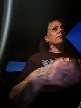 Kitty bang online show from 10, 7, 2026
