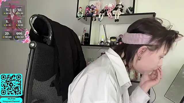 MadalynNosel online show from 8, 7, 2026