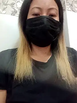 Bristy BigBoobs online show from 16, 4, 2026