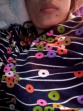 Bristy BigBoobs online show from 17, 6, 2026