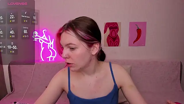Snapshot of Marie_Reyess chatting on 1, 5, 2026 Marie Reyess online show from 1, 5, 2026