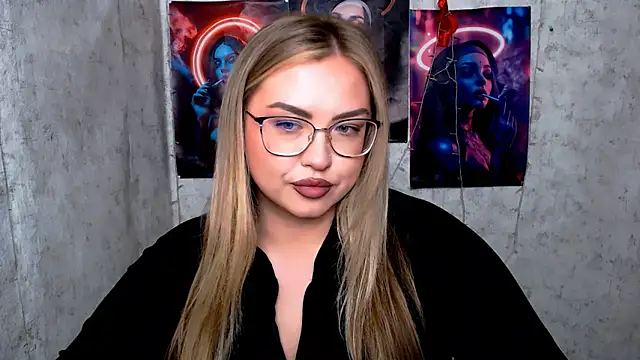 AminaSoul  online show from 27, 4, 2026