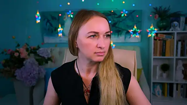 MiaHarrison  online show from 4, 4, 2026