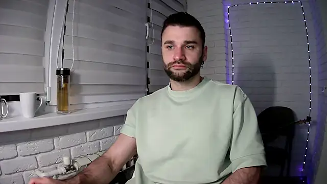 Snapshot of DaddySlava chatting on 20, 4, 2026 DaddySlava online show from 20, 4, 2026