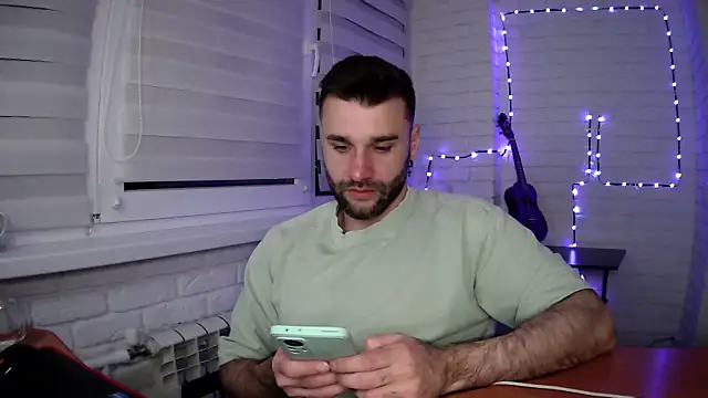 Snapshot of DaddySlava chatting on 30, 4, 2026 DaddySlava online show from 30, 4, 2026