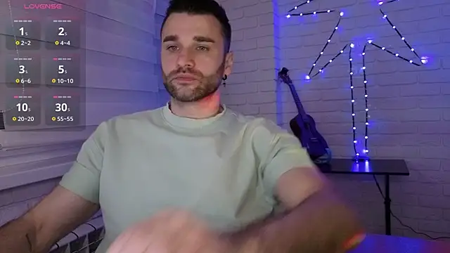 Snapshot of DaddySlava chatting on 8, 5, 2026 DaddySlava online show from 8, 5, 2026