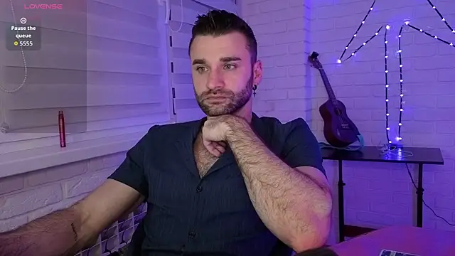 Snapshot of DaddySlava chatting on 11, 5, 2026 DaddySlava online show from 11, 5, 2026