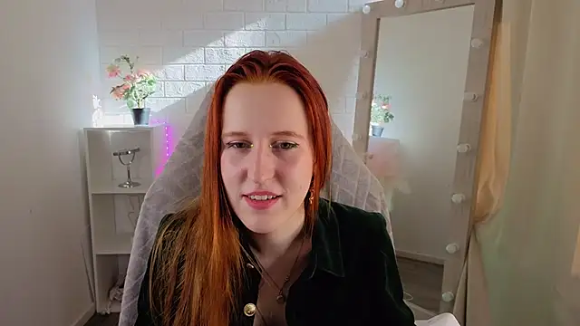 Snapshot of EvaBellea chatting on 11, 4, 2026 EvaBellea online show from 11, 4, 2026