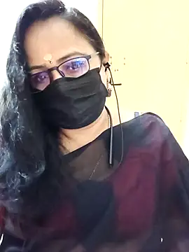 monisha cam online show from 15, 4, 2026