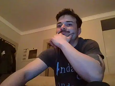 Snapshot of Hayat2Bilet chatting on 10, 4, 2026 Hayat2Bilet online show from 10, 4, 2026