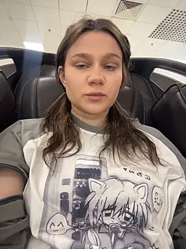 LilMisa online show from 7, 4, 2026