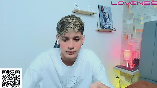 Snapshot of flaquito___ chatting on 9, 5, 2026 flaquito online show from 9, 5, 2026