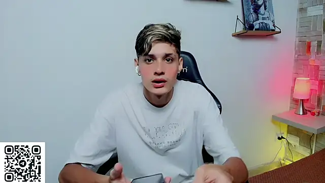 Snapshot of flaquito___ chatting on 21, 5, 2026 flaquito online show from 21, 5, 2026