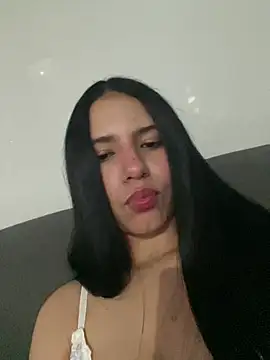 Snapshot of IsabelaRivers chatting on 14, 5, 2026 IsabelaRivers online show from 14, 5, 2026