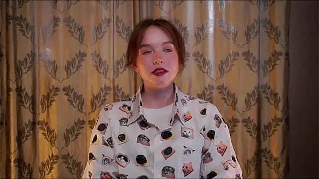 Snapshot of ElbaMarvier chatting on 8, 4, 2026 ElbaMarvier online show from 8, 4, 2026