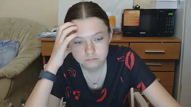 JessicaHolland1 online show from 17, 7, 2026