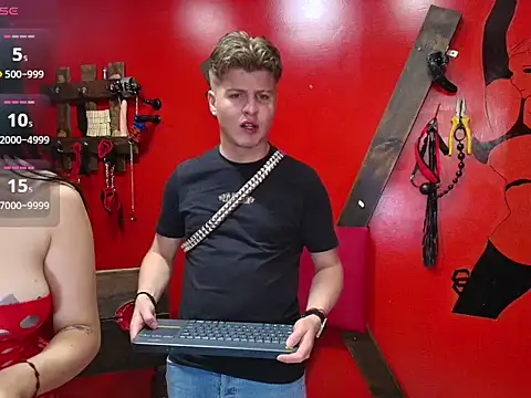 Justiin and brianna BDSM online show from 6, 4, 2026