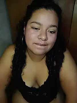 Curlysexy22 online show from 7, 4, 2026