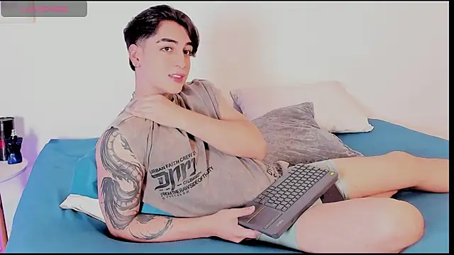 Thiago angel online show from 12, 5, 2026