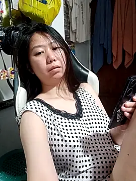 Snapshot of xchinittaa chatting on 6, 4, 2026 xchinittaa online show from 6, 4, 2026