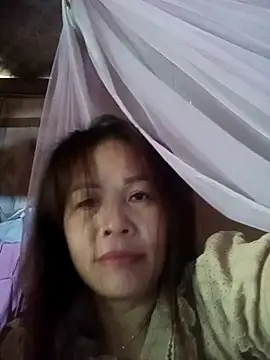 Snapshot of -Luni- chatting on 1, 8, 2026 -Luni- online show from 1, 8, 2026