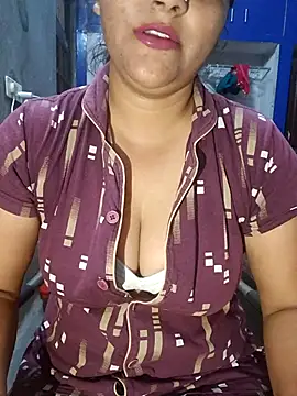 Riyashrma001 online show from 5, 4, 2026