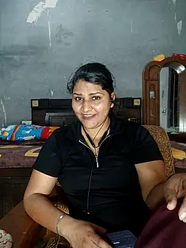 Snapshot of Riyashrma001 chatting on 4, 5, 2026 Riyashrma001 online show from 4, 5, 2026