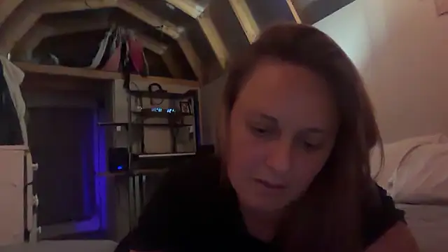 Snapshot of Threat24 chatting on 6, 4, 2026 Threat24 online show from 6, 4, 2026