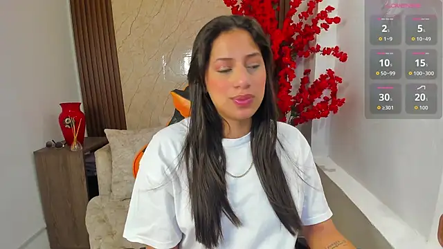 Snapshot of Atiena_ chatting on 11, 7, 2026 Atiena online show from 11, 7, 2026