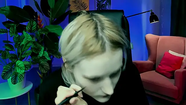 MicheleMarsh online show from 4, 4, 2026