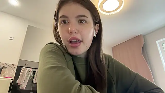 Snapshot of Meryblanks chatting on 10, 4, 2026 Meryblanks online show from 10, 4, 2026