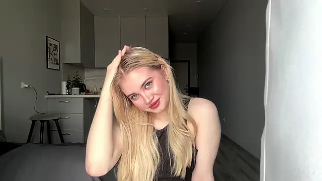 kirtova  online show from 22, 4, 2026
