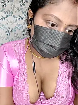 Romantic Woman online show from 15, 4, 2026