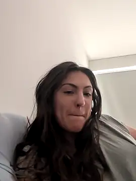 alwayswettt online show from 11, 4, 2026