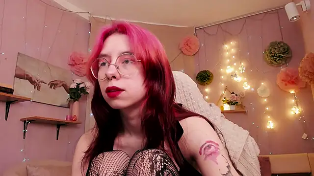 Alice Nyx online show from 11, 4, 2026