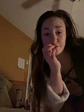 Snapshot of Cass_wild chatting on 12, 4, 2026 Cass wild online show from 12, 4, 2026