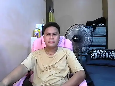 Snapshot of tipsy_butter chatting on 27, 6, 2026 tipsy butter online show from 27, 6, 2026